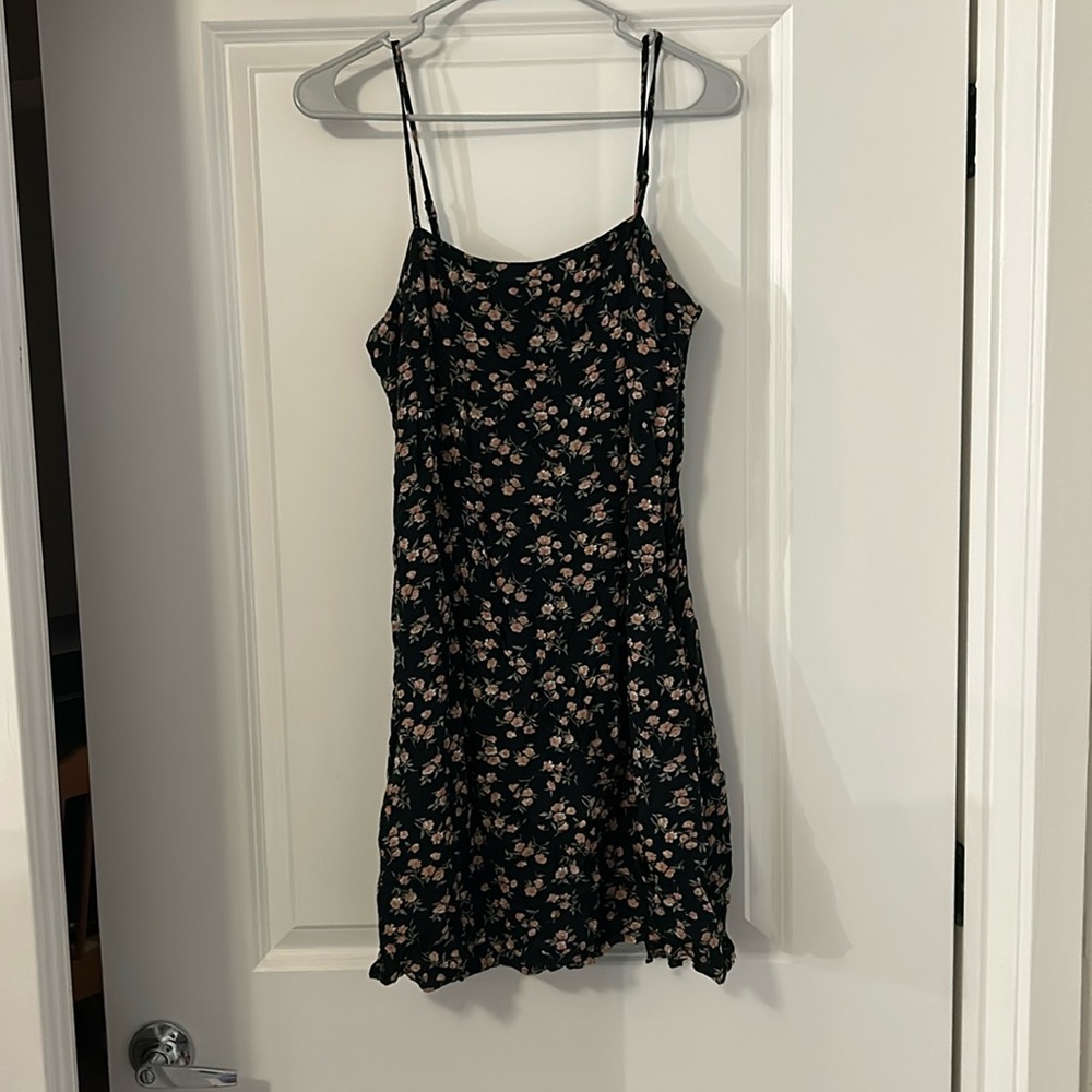 American Eagle Mini Dress w/ low back (tie detail)